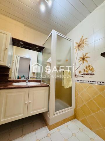 GRAND APPARTEMENT DE TYPE 3 , TRAVERSANT ET LUMINEUX