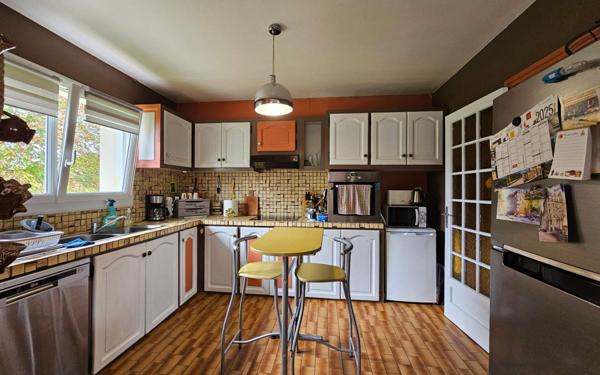 Appartement à vendre    4 pièces • 96,87 m2 Saint-Pierre-d'Irube