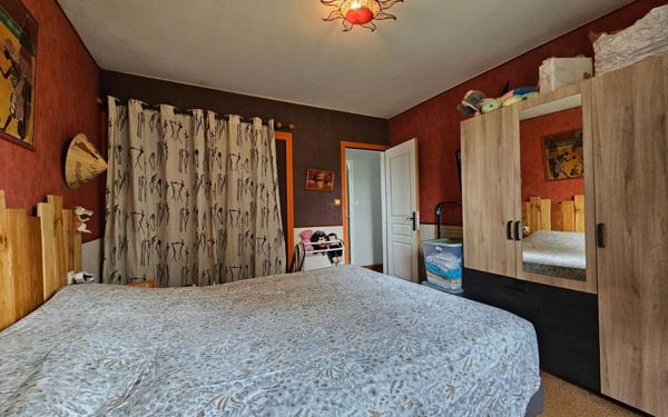 Appartement à vendre    4 pièces • 96,87 m2 Saint-Pierre-d'Irube