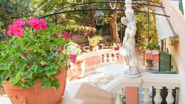 Institution Notre Dame - Maison de Maître