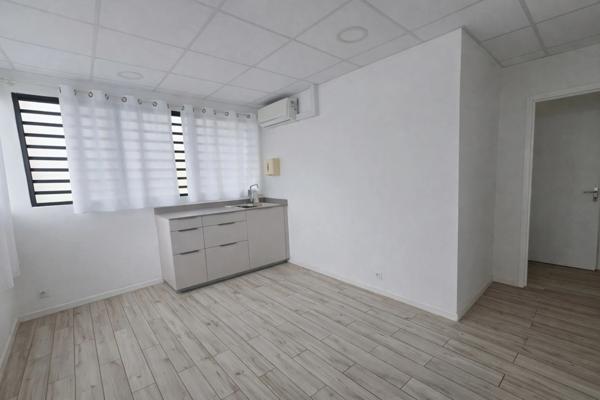Local/bureau à vendre CAYENNE (973)