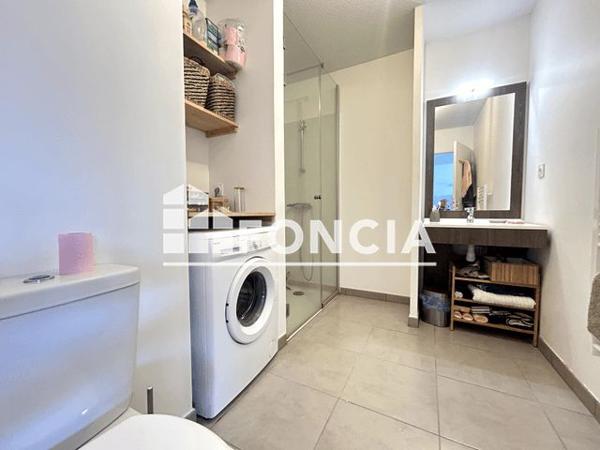 À vendre Studio 43 m² - Bordeaux 33300