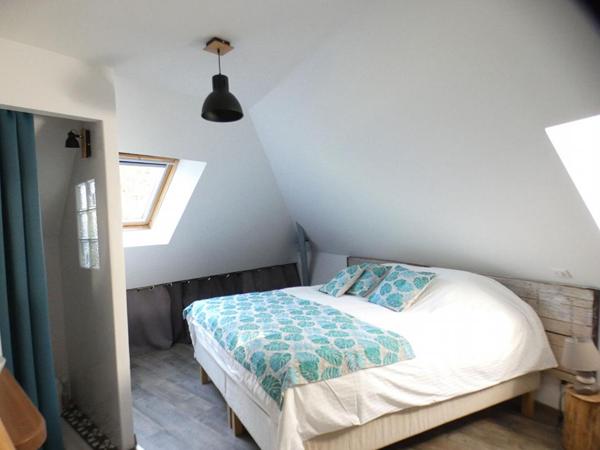 Grande maison à Montignac Lascaux avec parc et sa piscine couverte