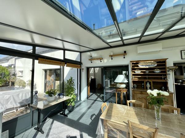 Exclusivité Agence – Guidel, Moderne & Lumineuse Contemporaine Avec Sa Véranda & Son Jardin Clos
