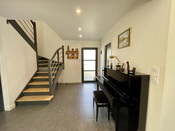 Exclusivité Agence – Guidel, Moderne & Lumineuse Contemporaine Avec Sa Véranda & Son Jardin Clos