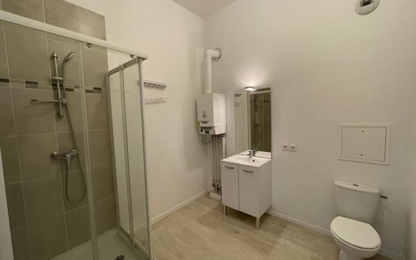 Appartement à vendre    1 pièce • 33,61 m2 Orly