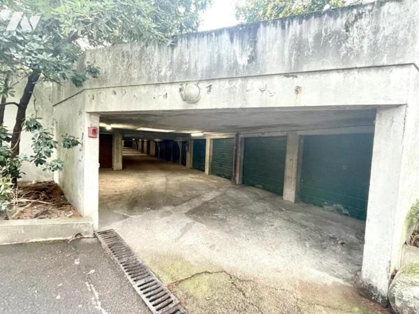 BOX DANS RESIDENCE SECURISEE