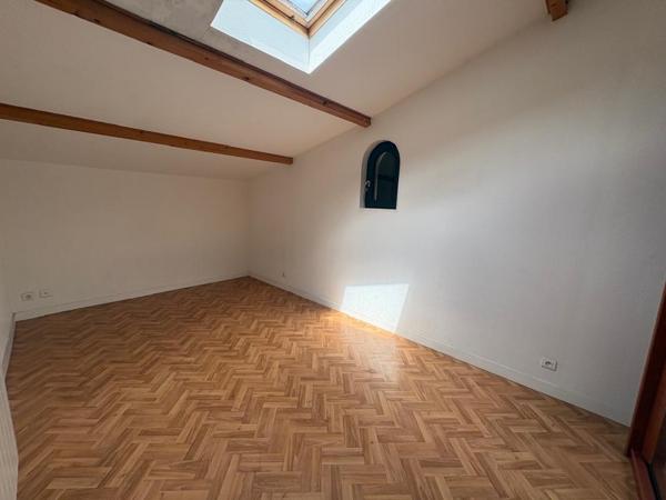 EXCLUSIVITE   Maison  de plain pied de 6 pièces 122 m2