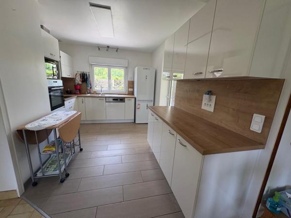 EXCLUSIVITE   Maison  de plain pied de 6 pièces 122 m2