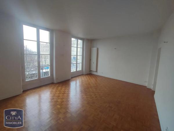 Appartement à louer 2 pièces 54.9m²