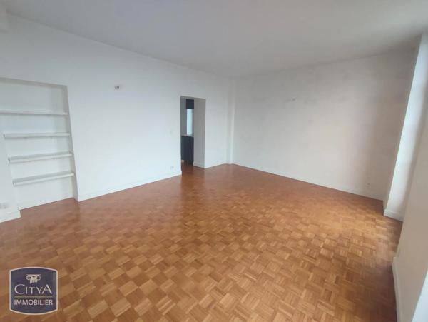 Appartement à louer 2 pièces 54.9m²