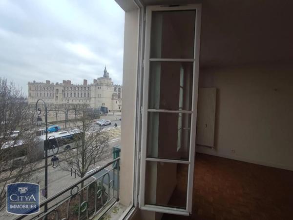 Appartement à louer 2 pièces 54.9m²