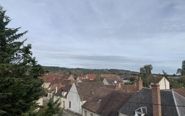 Vente Appartement P3 Garage et parking à rafraîchir Saint-amand-montrond   