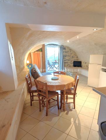 Propriete 26 pièce(s) 15 chambre(s) 530 m²