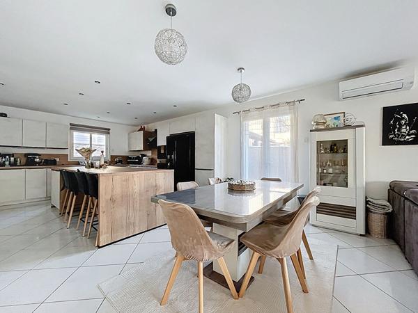 EXCLUSIVITE - MAISON DE 141 M² SUR 432 M² DE TERRAIN