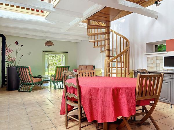 Deux longères à la campagne, à deux pas de Quimper, idéal pour une grande famille ou un projet de vie partagé