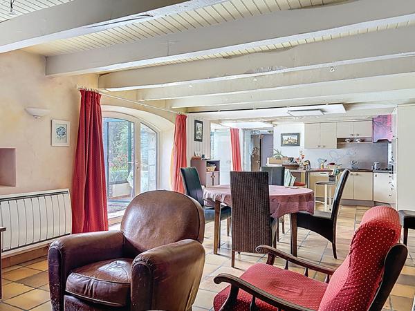 Deux longères à la campagne, à deux pas de Quimper, idéal pour une grande famille ou un projet de vie partagé