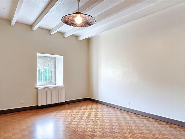 Deux longères à la campagne, à deux pas de Quimper, idéal pour une grande famille ou un projet de vie partagé