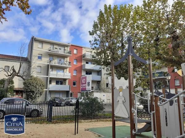 Appartement à louer 3 pièces 58.62m² Alès (30100)