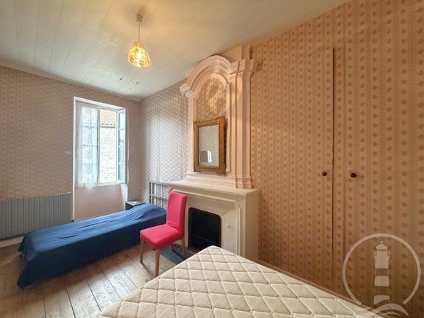 Maison de village à rénover - La Flotte