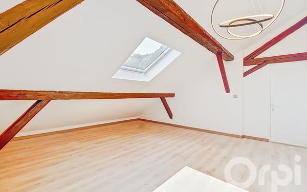 Appartement à vendre    4 pièces • 102,61 m2 Marignier