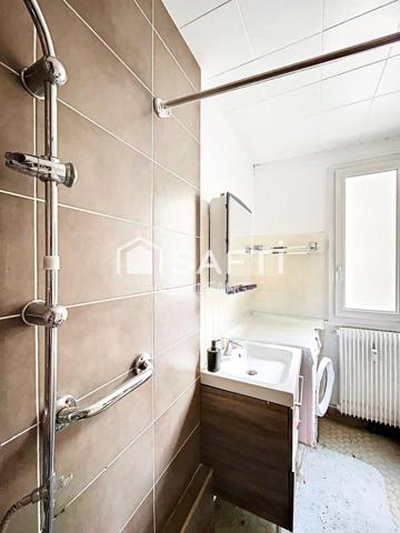 Bel appartement familial, lumineux et fonctionnel, à deux pas du métro et des commodités, dans une résidence calme