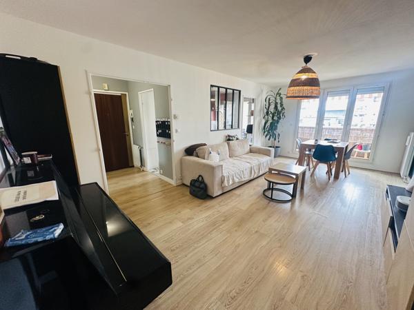 Appartement 5 pièces - 97 m² Exclusivité efficity