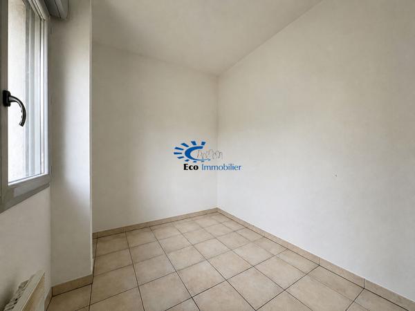 EXCLUSIVITE LA ROCHELLE APPARTEMENT T1 BIS + PARKING La rochelle EXCLUSIVITE LA ROCHELLE APPARTEMENT T1 BIS + PARKING La rochelle
