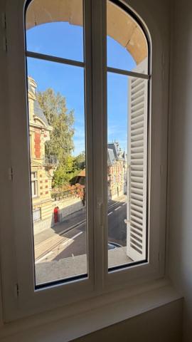 A VENDRE DANS LE GIC-BI CAEN QUARTIER CANADA , Caen 14000