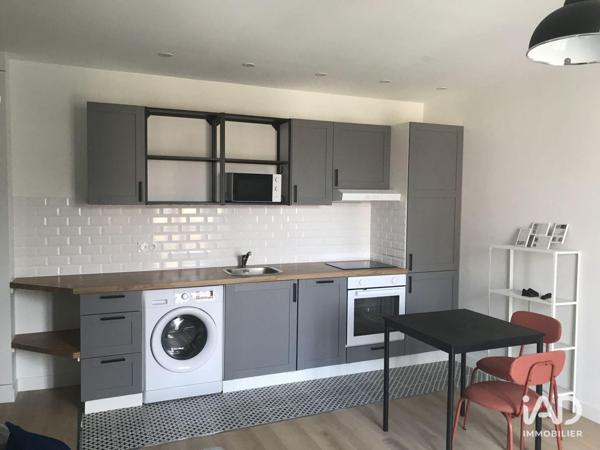 Location appartement 2 pièces 30 m² Paris 18