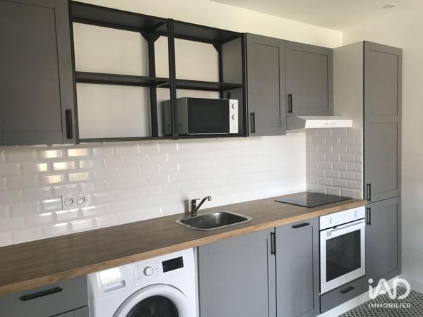 Location appartement 2 pièces 30 m² Paris 18