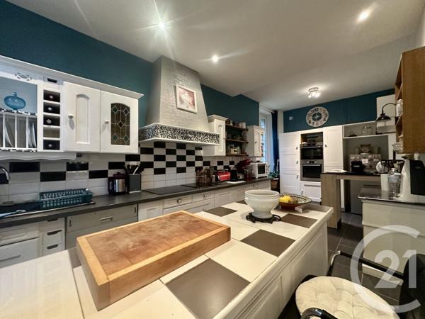 Maison à vendre  8 pièces - 296 m2 LA SOUTERRAINE - 23