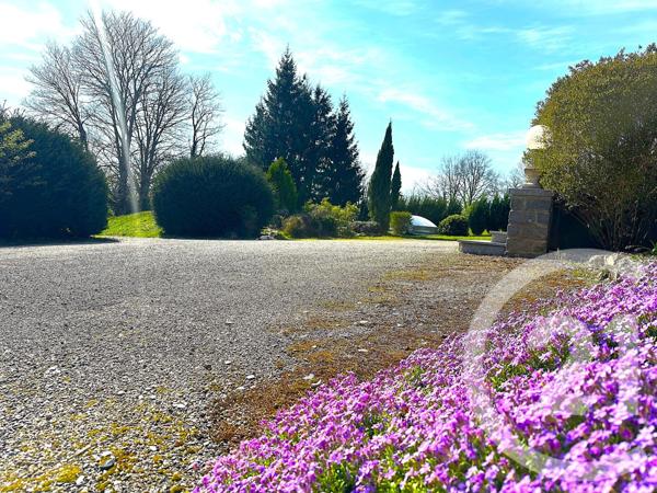Maison à vendre  8 pièces - 296 m2 LA SOUTERRAINE - 23