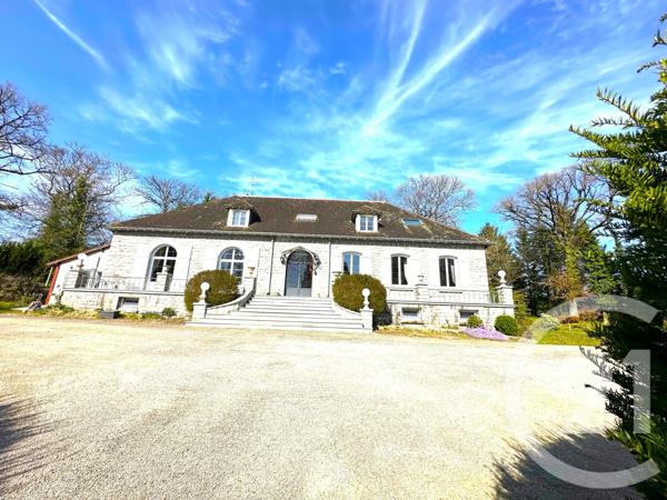 Maison à vendre  8 pièces - 296 m2 LA SOUTERRAINE - 23
