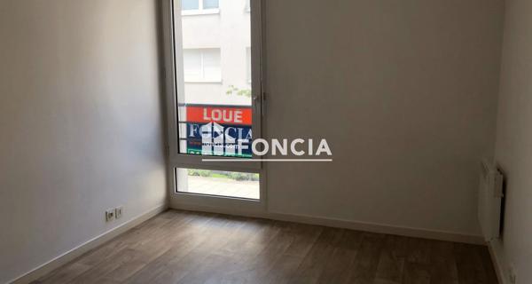 Location Appartement 5 pièces 97.61 m² - Asnières-sur-seine 92600