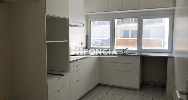Location Appartement 5 pièces 97.61 m² - Asnières-sur-seine 92600