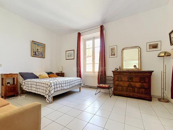 Appartement 7 pièce(s) 4 chambre(s) 135 m²