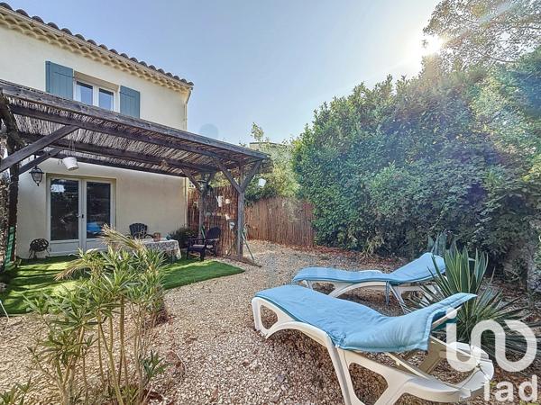 Maison à vendre 10 pièces 250 m² Eyragues