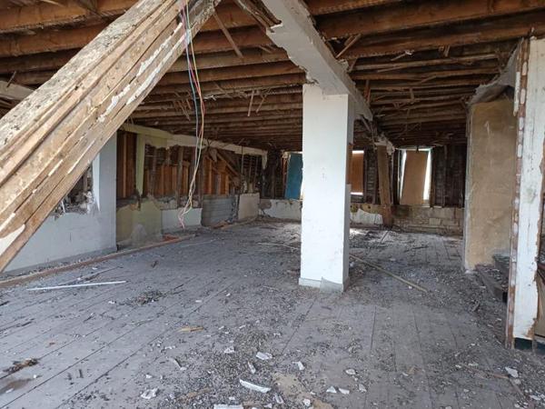 Immeuble à vendre |  Barbezieux-Saint-Hilaire |  680 m²