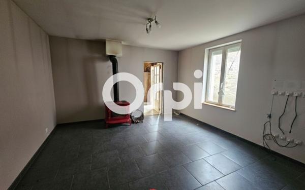 Maison à vendre    3 pièces •  Charmes