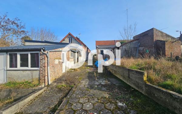 Maison à vendre    3 pièces •  Charmes