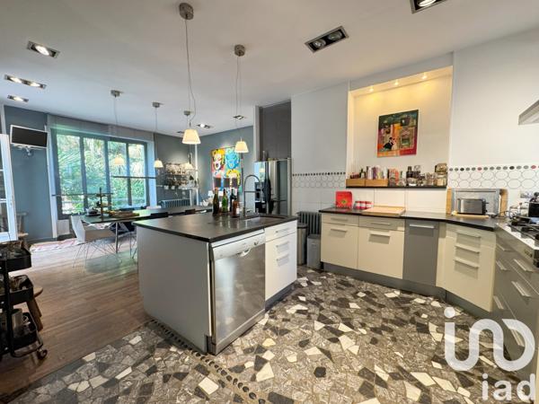 Maison à vendre 10 pièces 347 m² Jurançon