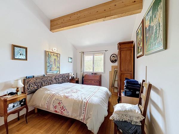 À vendre en Exclusivité ? Rare à Plascassier, appartement duplex en dernier étage avec terrasse de 46 m², vue dégagée et double stationnement