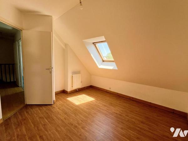 SAINT MARC SUR MER, maison individuelle composé de deux duplex avec jardin