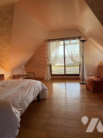 A VENDRE VIAGER OCCUPE LA TRINITE SUR MER MAISON 205 m2 + terrain divisible