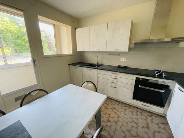 Appartement 3 pièces - 97 m² Exclusivité efficity