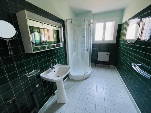 Appartement 3 pièces - 97 m² Exclusivité efficity