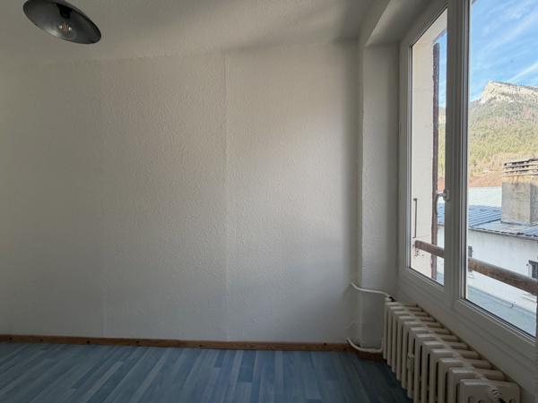 Saint-Pierre-de-Chartreuse (38380) 49.000 € - appartement T1 à la montagne - à 55mn de Grenoble