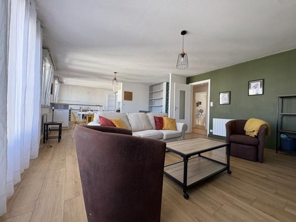 Appartement à louer 850 € CC QUIMPER 3 p 80 m² DPE E