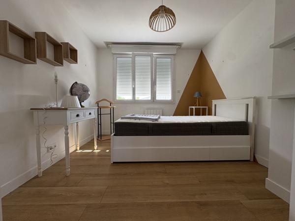 Appartement à louer 850 € CC QUIMPER 3 p 80 m² DPE E